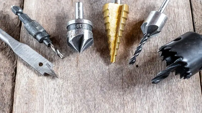 Comparing Diamond and Metal Nail Drill Bits: Which to Choose?